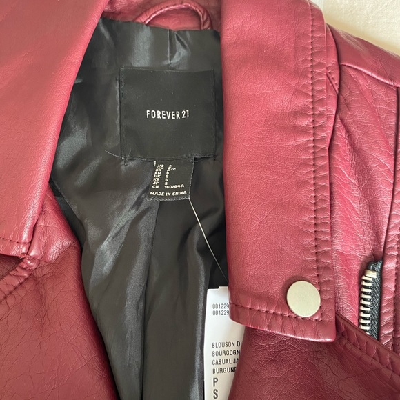 Forever 21 maroon faux leather jacket - Picture 2 of 2
